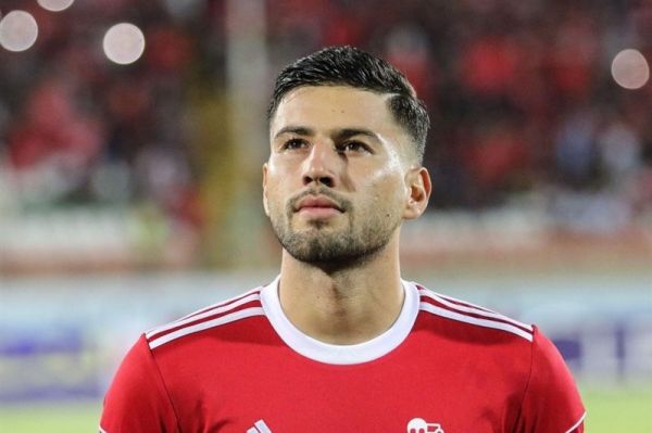 ایمان سلیمی  بازیکن نمی‌تواند در آپارتمان ۷۰ متری خودش را آماده کند