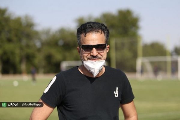 رمضانی به جای تقدیر از استقلال به ما اتهام میزنند شاید کرونای بقیه بازیکنان ما نهفته باشد