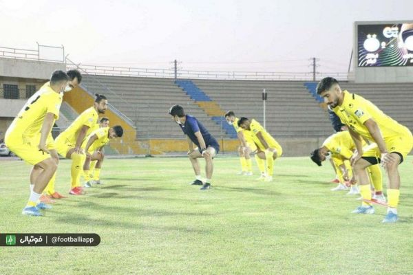 گزارش تصویری آماده شدن بازیکنان پارس جنوبی جم برای بازی با استقلال