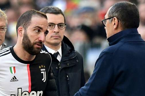 ساری شایعه نسازید؛ فقط با ایگواین دعوا میکنم نه بقیه