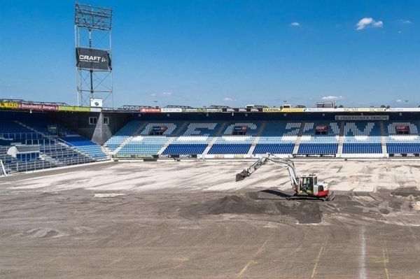 بازگشت تیم قوچاننژاد به چمن طبیعی پس از ۱۳ سال