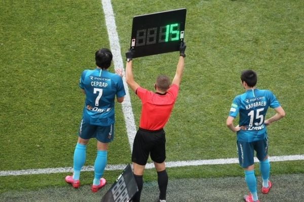  لیگ برتر روسیه  پیروزی زنیت با گل ۳ امتیازی آزمون