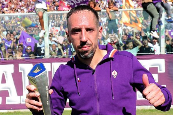 ریبری و پایان حواشی درگیری با هواداران متعصب فیورنتینا؛ زندهباد فلورانس