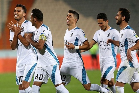 غیبت مدافع پیکان مقابل گلگهر