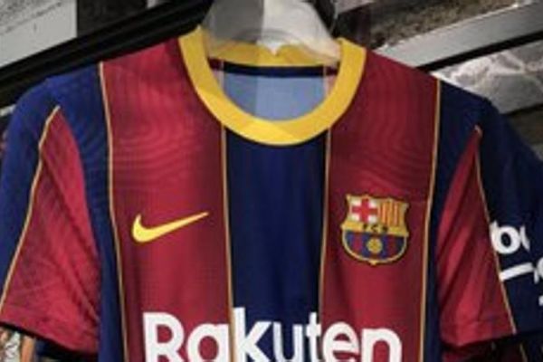  پیراهن جدید بارسلونا بالاخره برای فروش گذاشته شد
