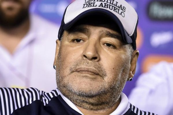  مارادونا و وکیلش از نتفلیکس شکایت می کنند