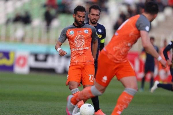 بارانی سایپا با جوانانش یقه ۳ مدعی لیگ را گرفت