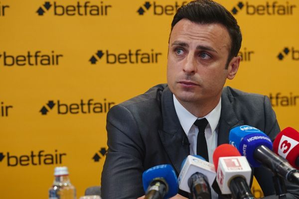 برباتف گرت بیل به باشگاه رئال مادرید توهین میکند؛ او باید جدا شود