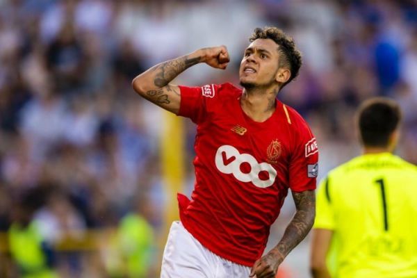  ستاره حریف پرسپولیس همچنان در قرنطینه