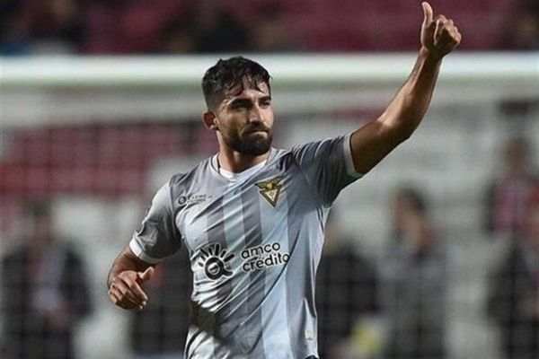  شرایط بغرنج تیم مهرداد محمدی در پرتغال دروازه‌بان آوس هم فسخ کرد