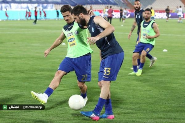  گزارش تصویری  تصاویری از قبل از شروع مسابقه استقلال و نساجی