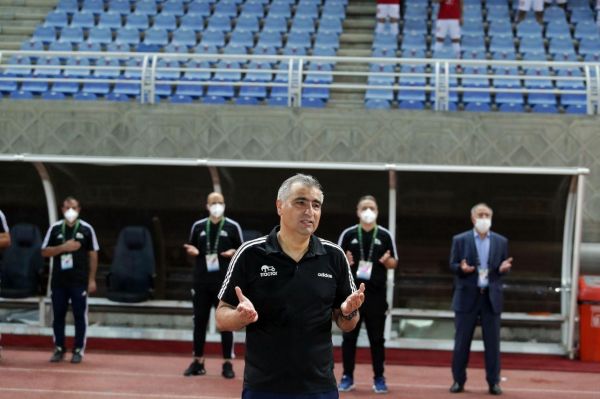 الهامی خدا را شکر تماشاگر نبود فحشم بدهد