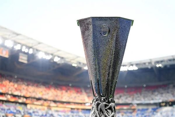  جنگ در جدول سری آ؛ چرا رم و میلان دوست دارند پنجم شوند