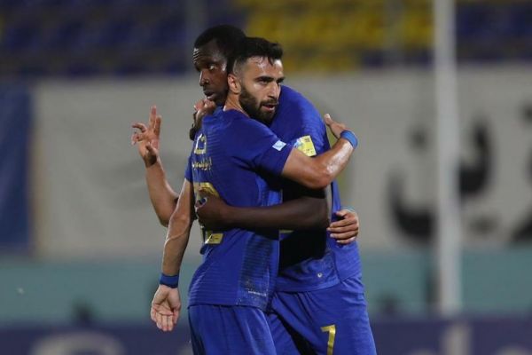  استقلال بدون مصدوم برابر سپاهان