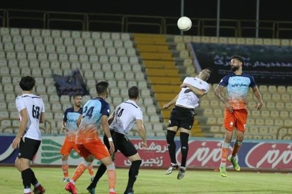  دو بازیکن شاهین بوشهر و ذوب آهن محروم شدند