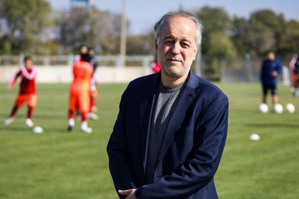 رئیس هیئت مدیره باشگاه تراکتور شایعه تغییر مدیرعامل باشگاه کذب است