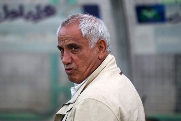 شرفی سپاهان برابر استقلال مانند یک شیر زخمی است