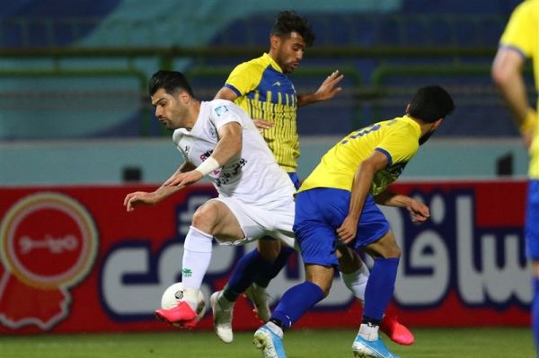 باشگاه ذوبآهن اشتباهات داوری ما را در آستانه سقوط قرار داده و هیچکس هم پاسخگو نیست