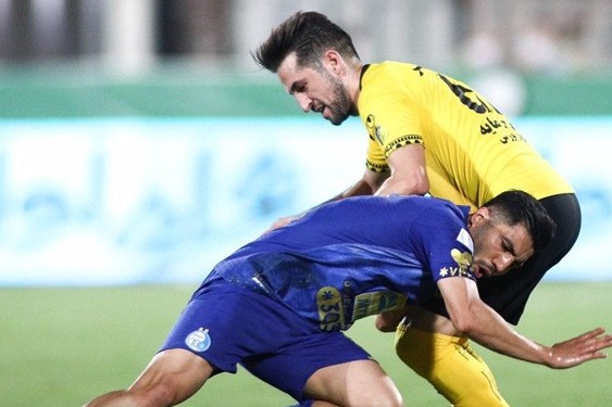  شکایت رسمی سپاهان از داور بازی مقابل استقلال