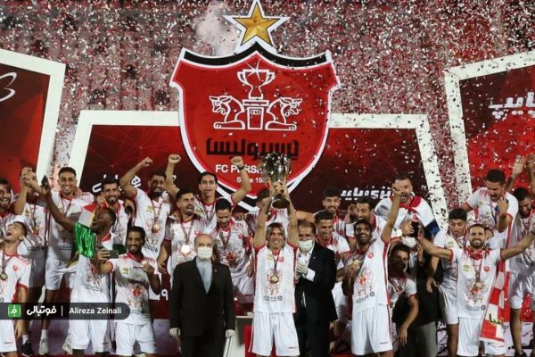 گزارش تصویری جشن قهرمانی تیم فوتبال پرسپولیس در لیگ نوزدهم