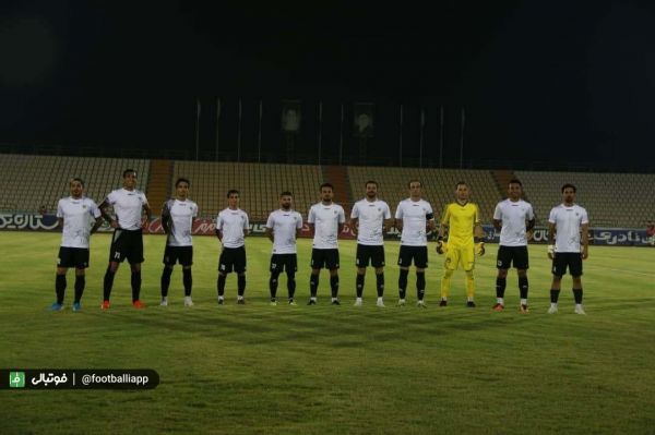 عملیات غیرممکن شاهین برای بقا شاهین بی بال و پر، سقوط می کند