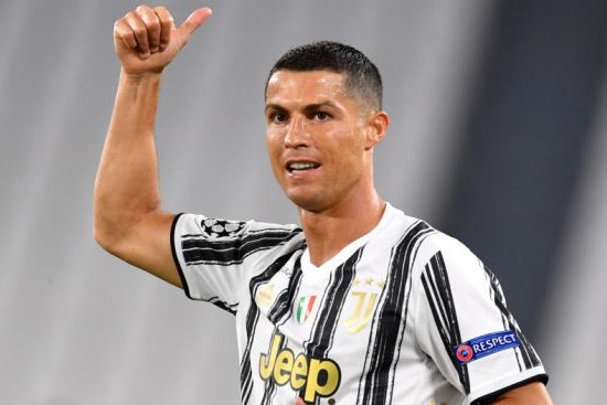 خبرنگار مشهور اسپانیایی مدیر برنامههای رونالدو به دنبال تیم برای اوست