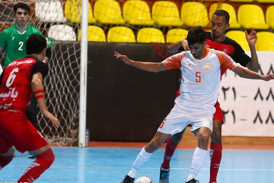 غفاری اولویت با تیم ملی فوتسال است بعضی باشگاهها بهانهجویی میکنند