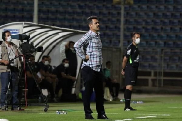 پورموسوی کارشناسان گفتند داور باید ۳ پنالتی برای ما مقابل ماشینسازی میگرفت، کدام هدیه