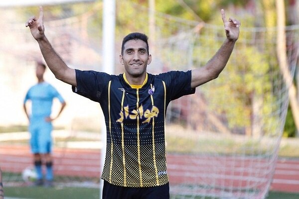 عنایتی زودتر میآمد تیم فوتبال هوادار به لیگ برتر صعود میکرد