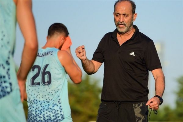 میثاقیان حیف بود ملوان هم مانند ابومسلم و برق شیراز نابود شود