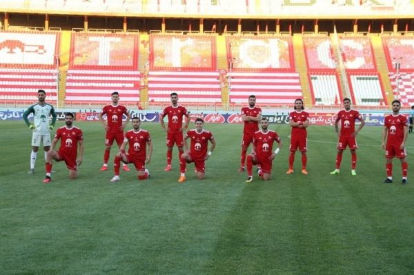  مربی تراکتور  می‌دانیم مقابل فولاد دنبال چه چیزی هستیم