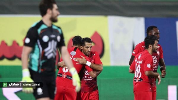  پرسپولیس 3 - سایپا صفر  پیش دربی پرگل برای پرسپولیس  سایپا در آزادی پنچر شد