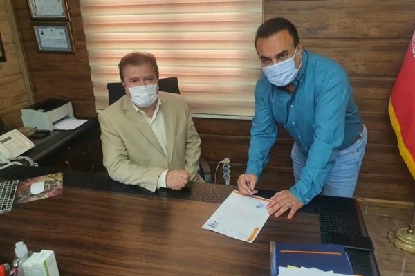  کاظمی قراردادش با بادران را تمدید کرد