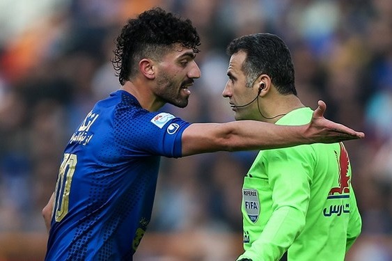 دانشگر اگر باعث رنجش هواداران شدم عذرخواهی میکنم