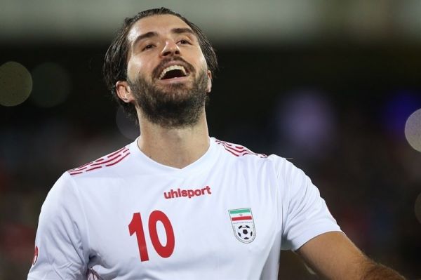 جزییاتی از توافق انصاریفرد با آاِک یونان