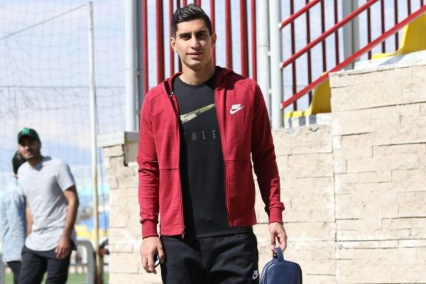  پرسپولیس منتظر تصمیم نادری با تیم بلژیکی برای قرارداد قطعی