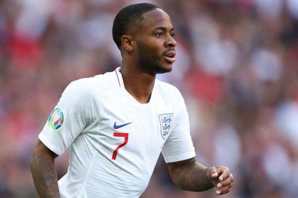 حضور استرلینگ در مهمانی بولت و احتمال ابتلا به کرونا