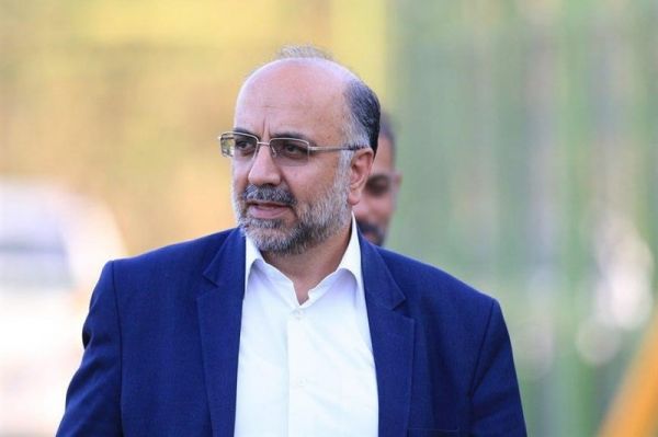 نصراصفهانی امیدوارم تصمیم مناسبی گرفته شود تا صنعت نفت بیش از این آسیب نبیند