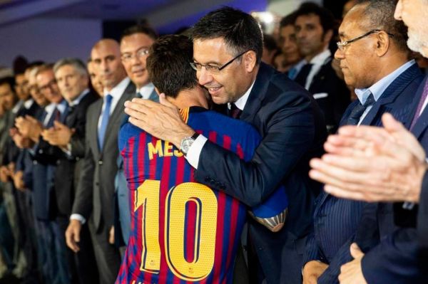 نامزد ریاست بارسلونا کاتالانها یکصدا فریاد خواهند زد بارتومئو برو بیرون