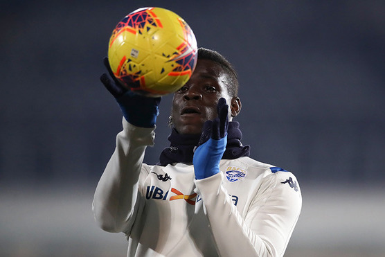 ال ای گلکسی و بشیکتاش بالوتلی را میخواهند