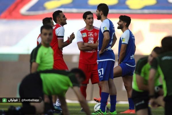  گزارش تصویری  گرم کردن بازیکنان پرسپولیس و استقلال