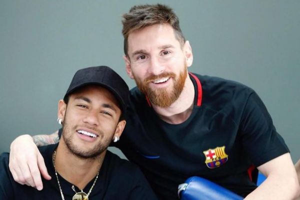  تماس مسی با نیمار  بیا با هم به منچسترسیتی برویم