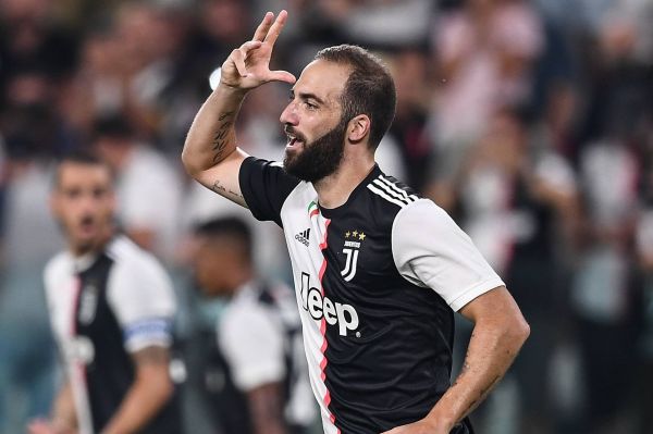  مهاجم آرژانتینی یوونتوس هم مثل ماتوئیدی به تیم دیوید بکام می‌رود