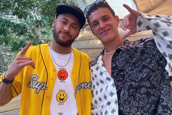  ملاقات نیمار با ستاره سریال «الیت» در ایبیزا