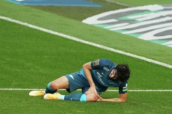 مربی پیشین تیم ملی روسیه زنیت در صورت بازی نکردن آزمون کار سختی دارد