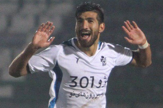 مغانلو در مراحل پایانی انتقال به لیگ پرتغال پیکانیها منتظر پاسخ استقلال