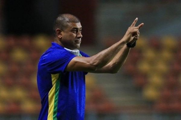 شریفینسب حیف است که بهترین تیم تاریخ صنعت نفت از هم بپاشد