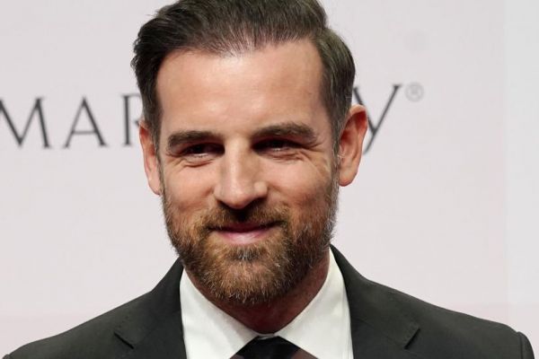 بازیکن اسبق رئال مادرید به توزیع فیلمهای غیراخلاقی کودکان متهم شد