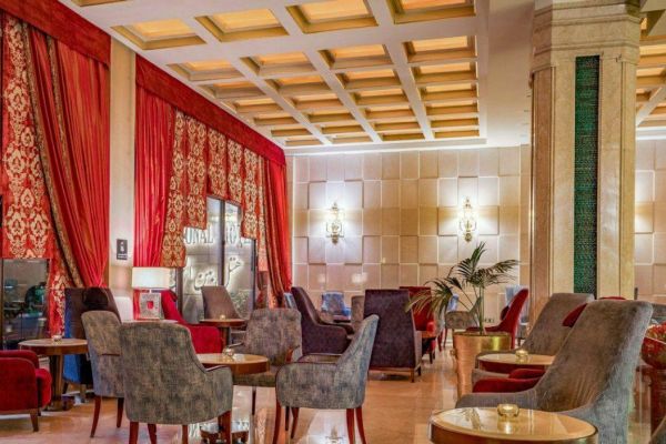 هتلهای لوکس شمال تهران، محل مذاکرات محرمانه فوتبالیها