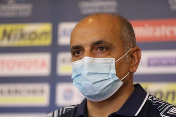 مربی سپاهان با وجود شکست از عملکرد سپاهان راضی هستیم